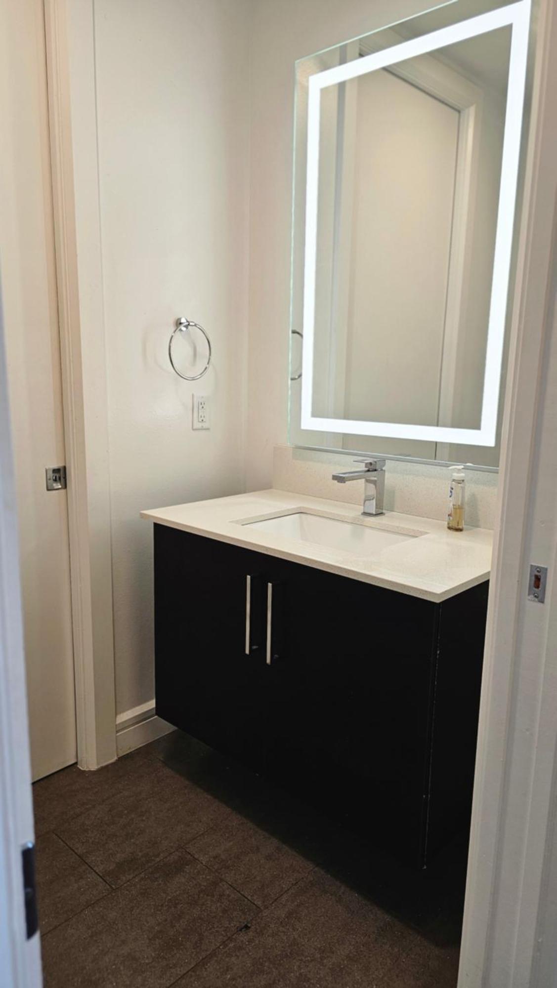 Luxury Highrise In Midtown - Skyline Views And Chic Decor Daire Houston Dış mekan fotoğraf