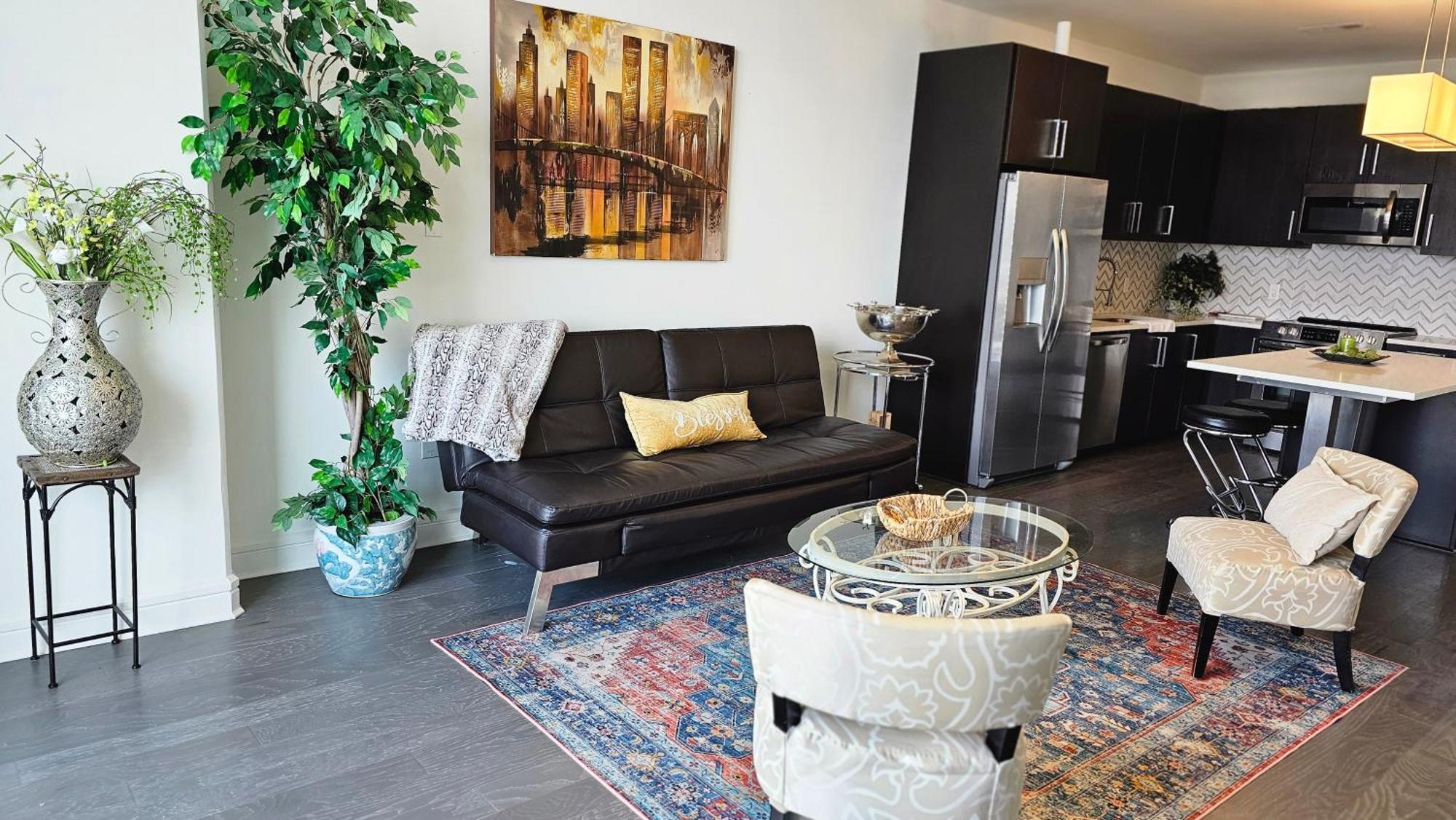 Luxury Highrise In Midtown - Skyline Views And Chic Decor Daire Houston Dış mekan fotoğraf